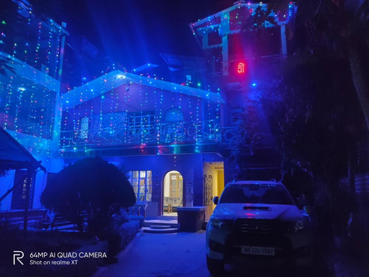 Swapnonir Hotel Shānti Niketan Buitenkant foto