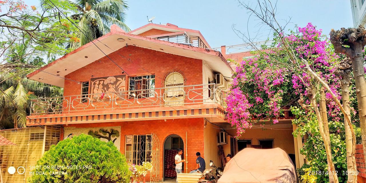 Swapnonir Hotel Shānti Niketan Buitenkant foto