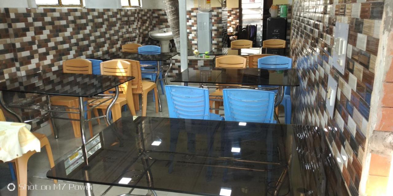 Swapnonir Hotel Shānti Niketan Buitenkant foto