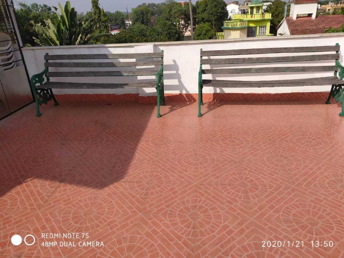 Swapnonir Hotel Shānti Niketan Buitenkant foto